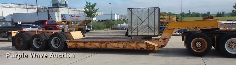 image for item DV9326 1960 Transport Trailers GTRY-40D equipment trailer