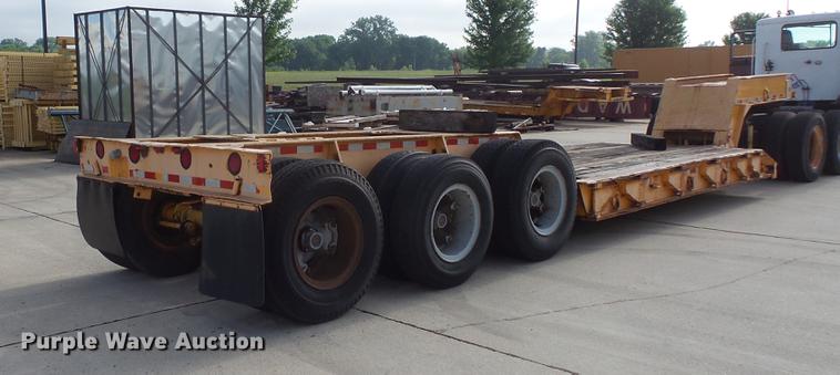 image for item DV9326 1960 Transport Trailers GTRY-40D equipment trailer