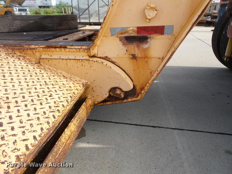 image for item DV9326 1960 Transport Trailers GTRY-40D equipment trailer