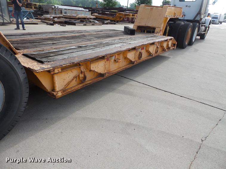 image for item DV9326 1960 Transport Trailers GTRY-40D equipment trailer