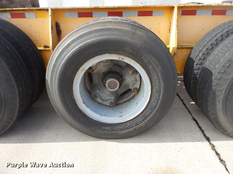 image for item DV9326 1960 Transport Trailers GTRY-40D equipment trailer