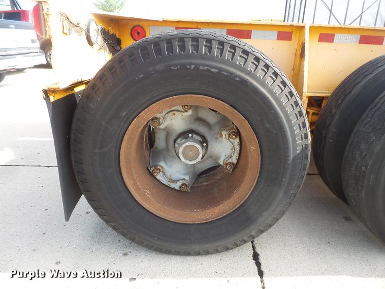 image for item DV9326 1960 Transport Trailers GTRY-40D equipment trailer