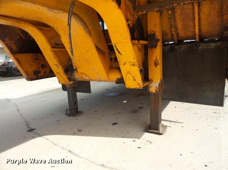 image for item DV9327 1987 Landoll 31748 tilt deck equipment trailer