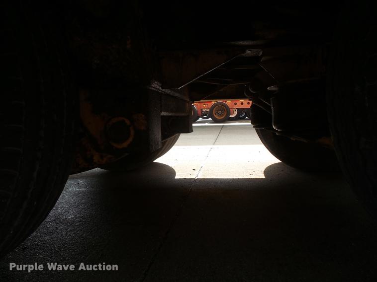 image for item DV9327 1987 Landoll 31748 tilt deck equipment trailer