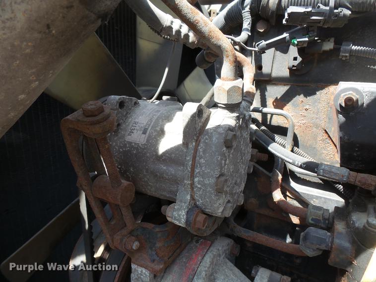 image for item DV9329 1995 White Gmc WCA semi truck