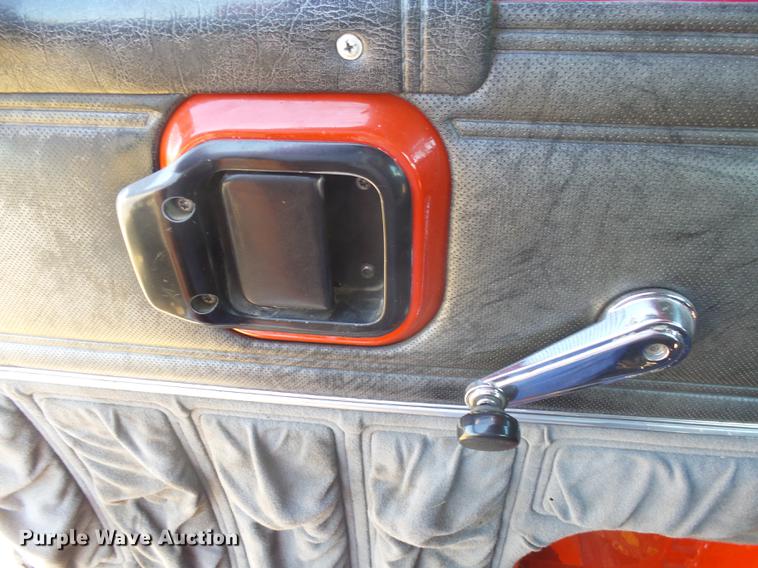 image for item DX9076 1993 Mack CH613 semi truck