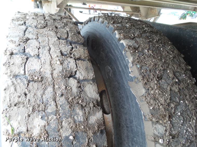 image for item DZ9370 1989 Freightliner COEFLA086 semi truck