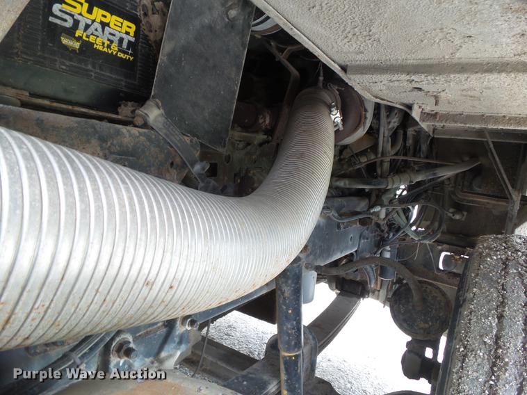 image for item DZ9370 1989 Freightliner COEFLA086 semi truck