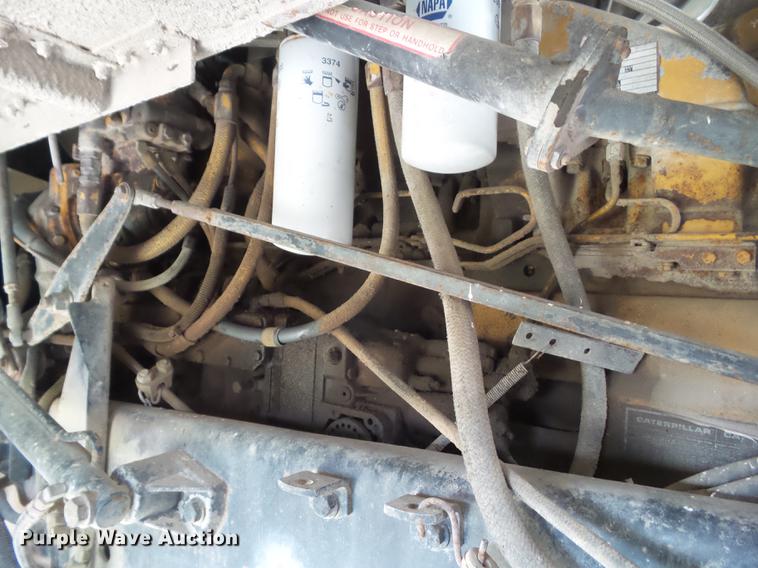 image for item DZ9370 1989 Freightliner COEFLA086 semi truck