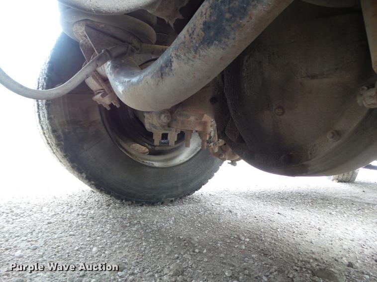 image for item DZ9370 1989 Freightliner COEFLA086 semi truck