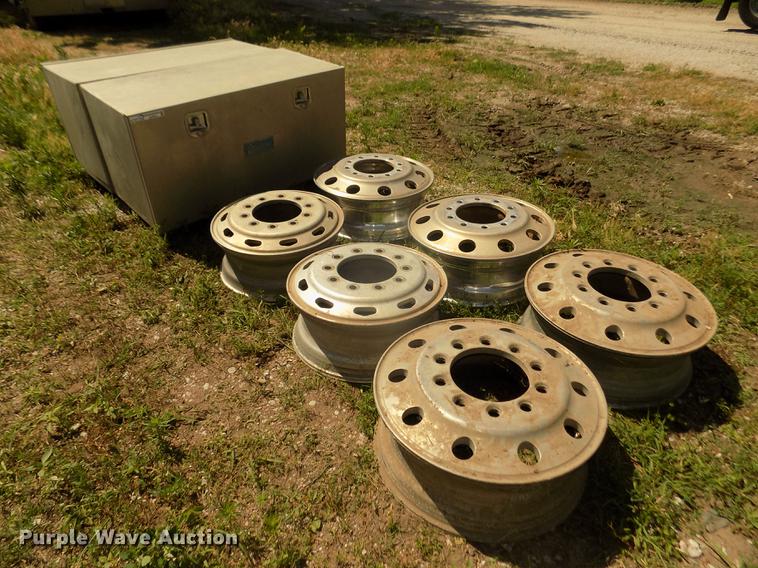 image for item DZ9521 Truck accessories