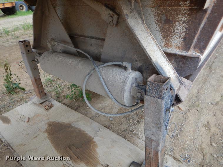 image for item EK9501 1993 CPS bottom dump trailer