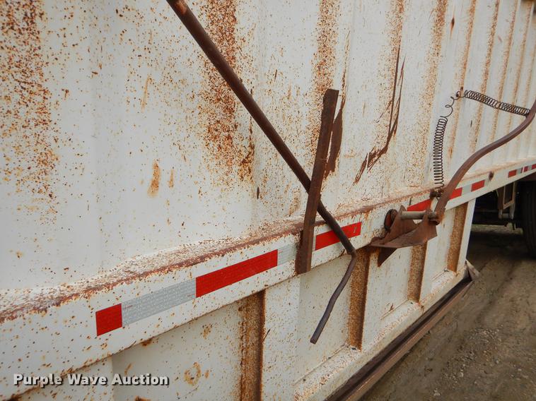 image for item EK9501 1993 CPS bottom dump trailer