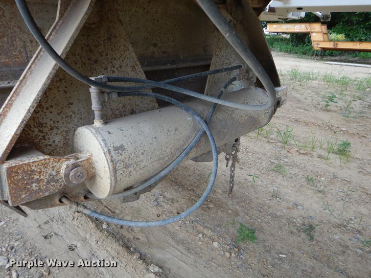 image for item EK9501 1993 CPS bottom dump trailer