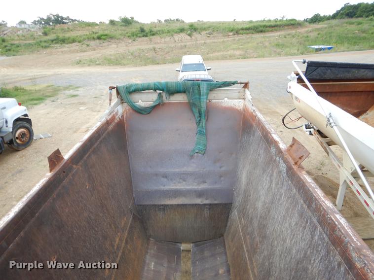 image for item EK9501 1993 CPS bottom dump trailer