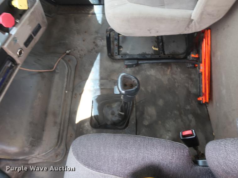 image for item EP9438 2005 Sterling AT9500 semi truck