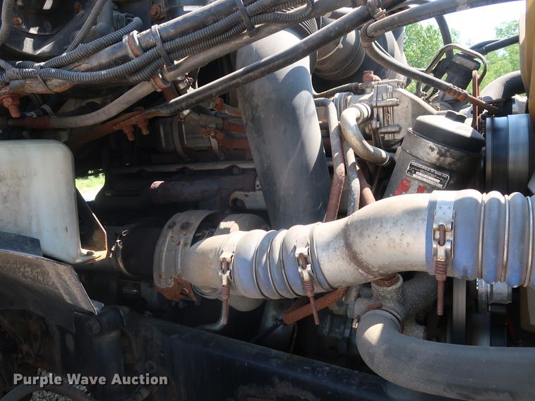 image for item EP9438 2005 Sterling AT9500 semi truck