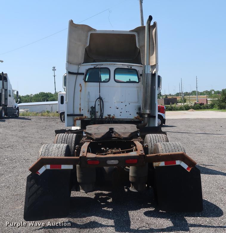 image for item EP9439 2005 Sterling AT9500 semi truck