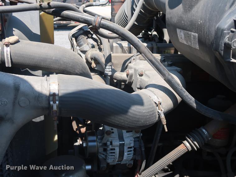 image for item EP9439 2005 Sterling AT9500 semi truck