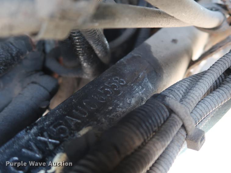 image for item EP9439 2005 Sterling AT9500 semi truck