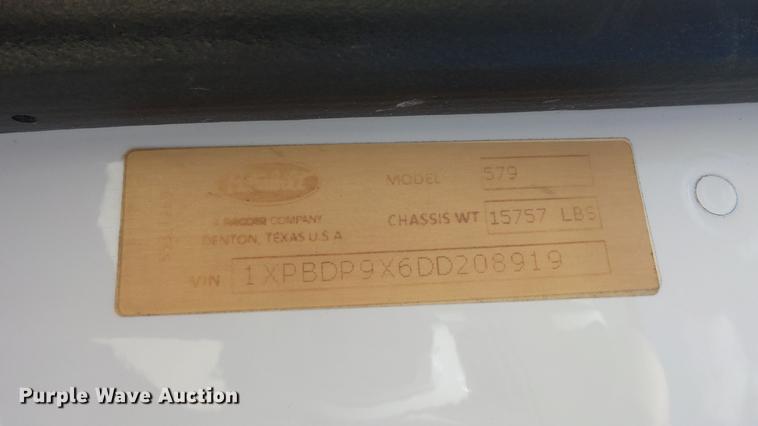 image for item EZ9496 2013 Peterbilt 579 semi truck