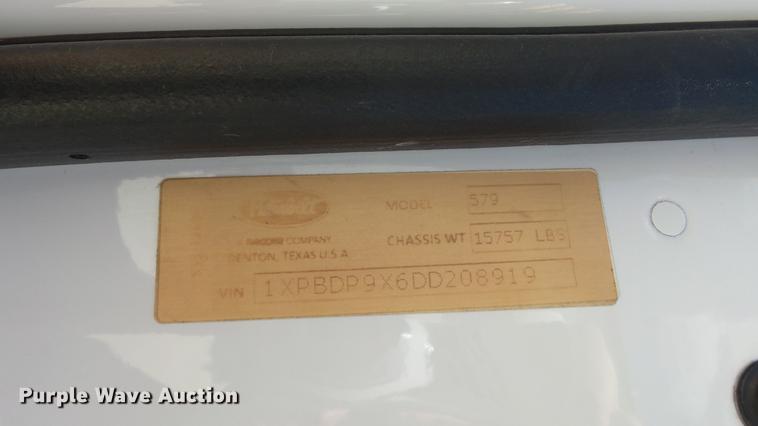 image for item EZ9496 2013 Peterbilt 579 semi truck