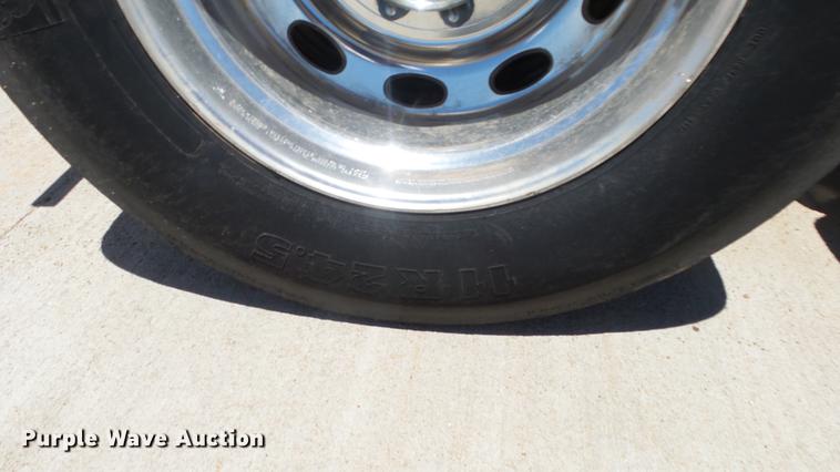 image for item EZ9496 2013 Peterbilt 579 semi truck