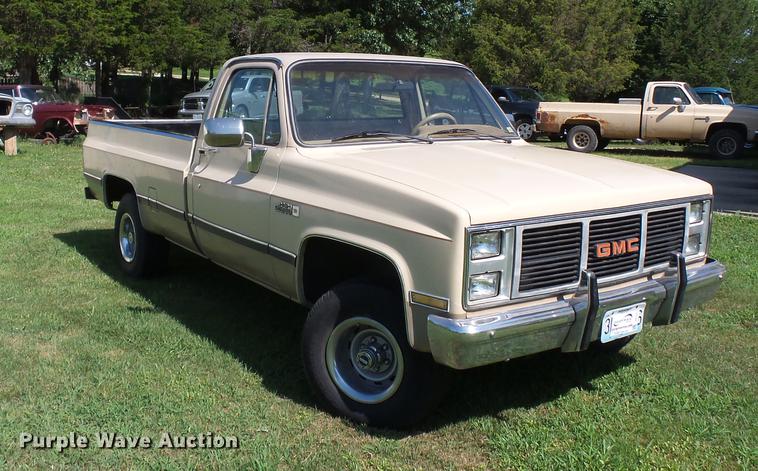 image for item DB7107 1985 GMC K1500 pickup truck