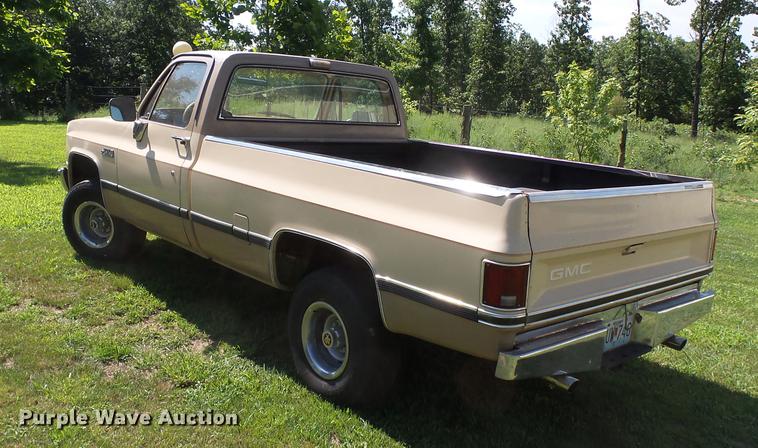 image for item DB7107 1985 GMC K1500 pickup truck