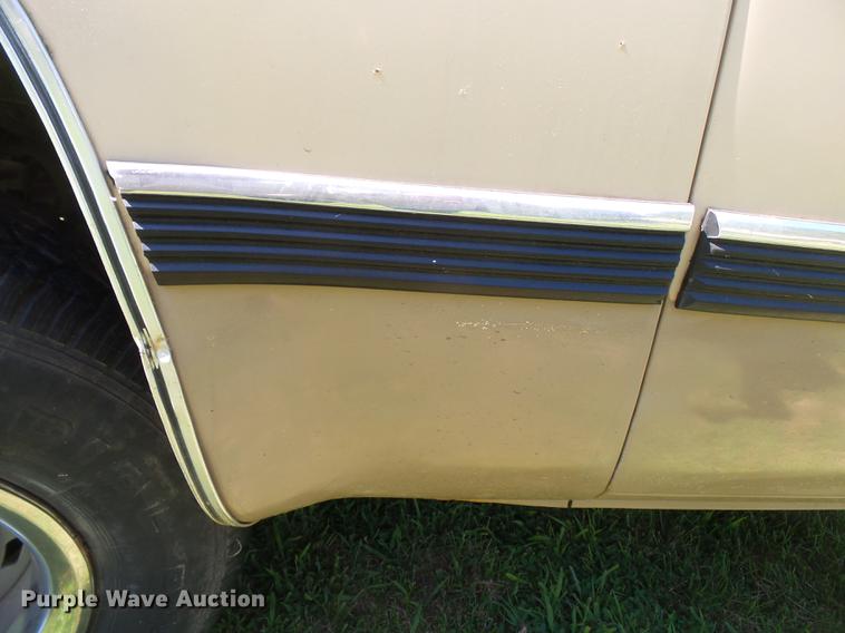 image for item DB7107 1985 GMC K1500 pickup truck