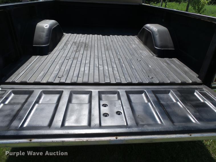 image for item DB7107 1985 GMC K1500 pickup truck