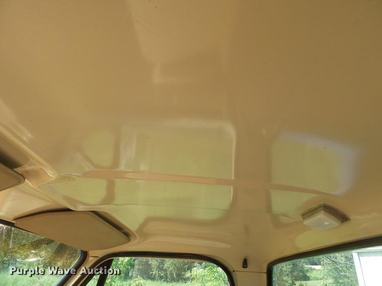 image for item DB7107 1985 GMC K1500 pickup truck