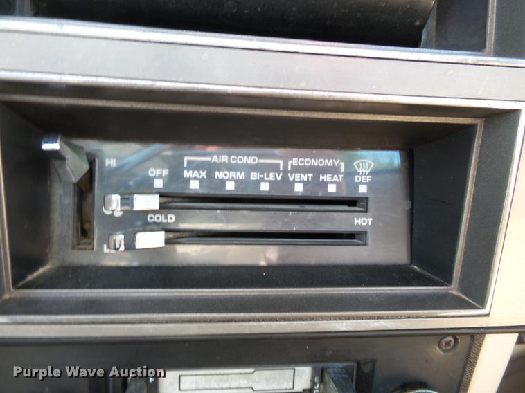 image for item DB7107 1985 GMC K1500 pickup truck