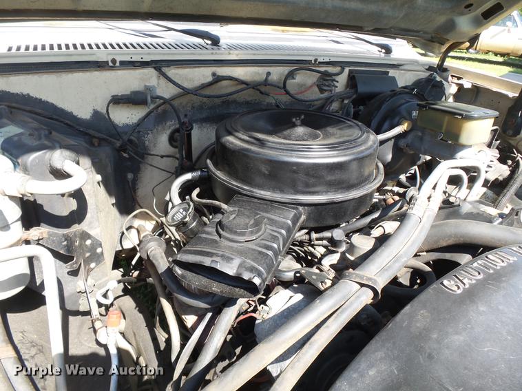 image for item DB7107 1985 GMC K1500 pickup truck