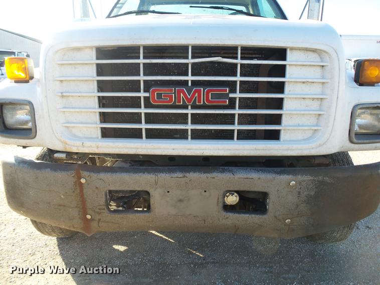 image for item DB7290 1999 GMC C6500 truck cab and chassis