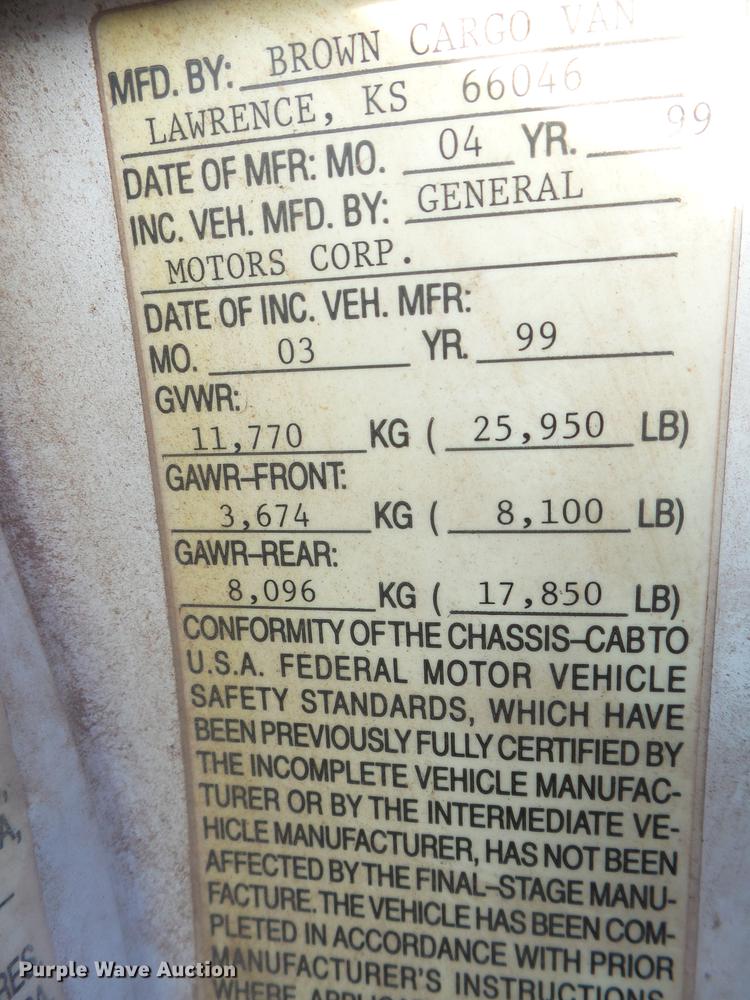 image for item DB7290 1999 GMC C6500 truck cab and chassis