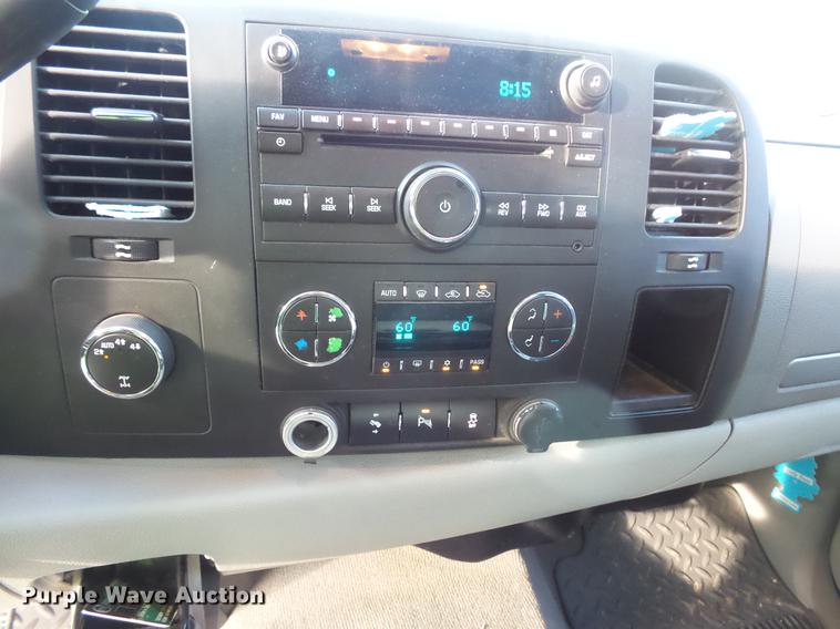 image for item DC1226 2012 Chevrolet Silverado 1500 Crew Cab pickup truck