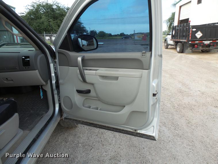 image for item DC1226 2012 Chevrolet Silverado 1500 Crew Cab pickup truck