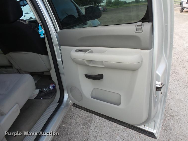 image for item DC1226 2012 Chevrolet Silverado 1500 Crew Cab pickup truck