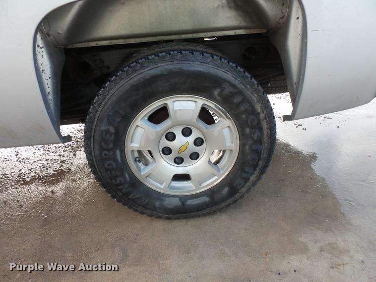 image for item DC1226 2012 Chevrolet Silverado 1500 Crew Cab pickup truck