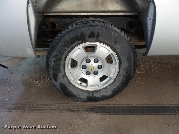 image for item DC1226 2012 Chevrolet Silverado 1500 Crew Cab pickup truck