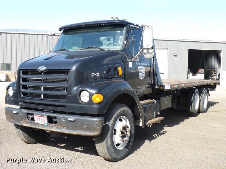 image for item DD8288 2000 Sterling L7500 rollback truck