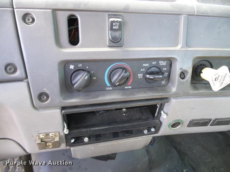 image for item DD8288 2000 Sterling L7500 rollback truck