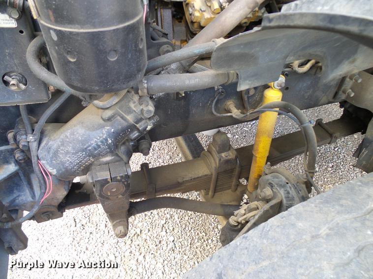 image for item DD8288 2000 Sterling L7500 rollback truck