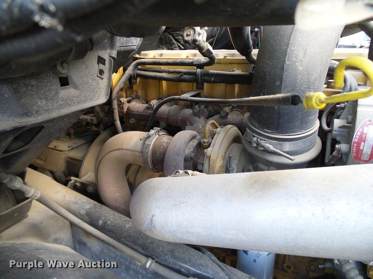 image for item DD8288 2000 Sterling L7500 rollback truck