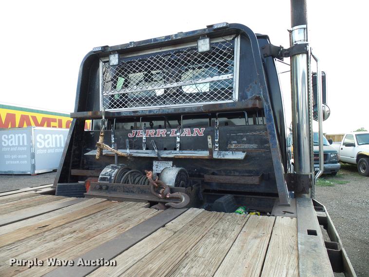 image for item DD8288 2000 Sterling L7500 rollback truck