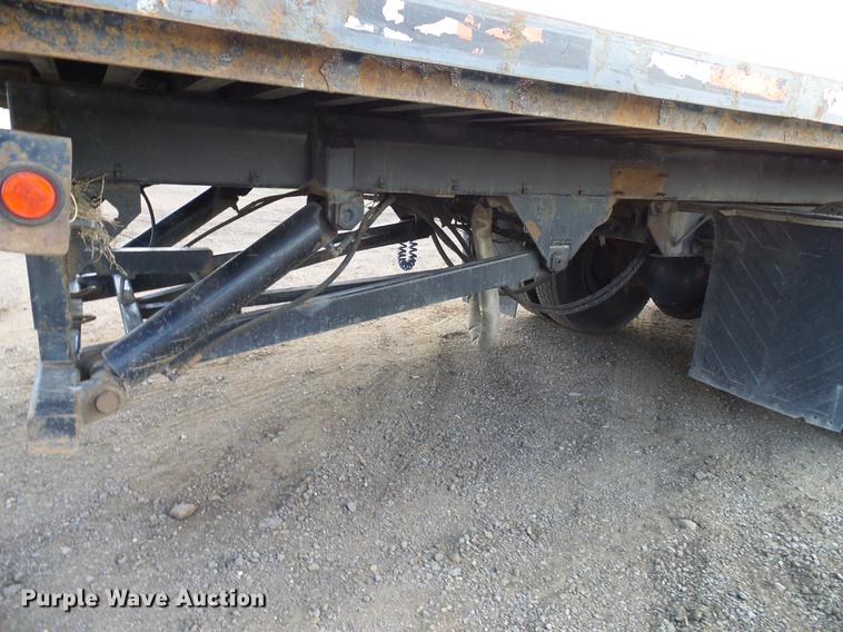 image for item DD8288 2000 Sterling L7500 rollback truck