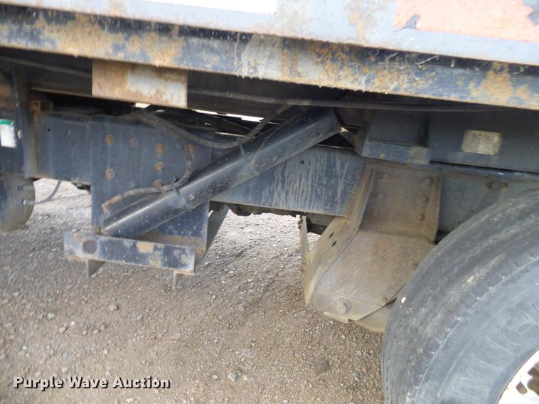 image for item DD8288 2000 Sterling L7500 rollback truck