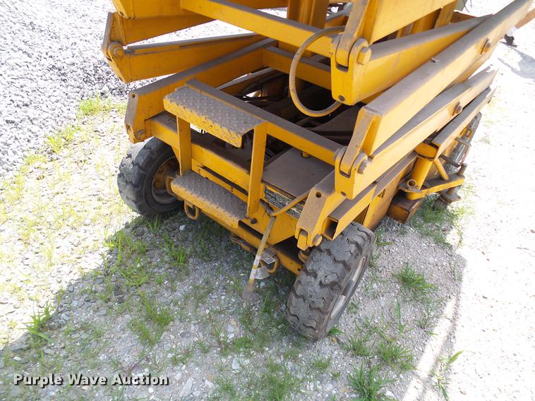 image for item DD8593 Flying Tiger 5001 scissor lift