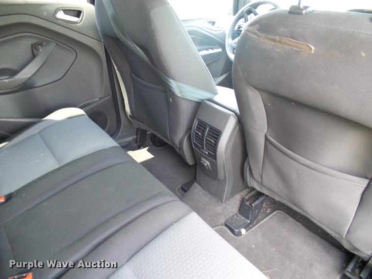 image for item DD8601 2017 Ford Escape SUV